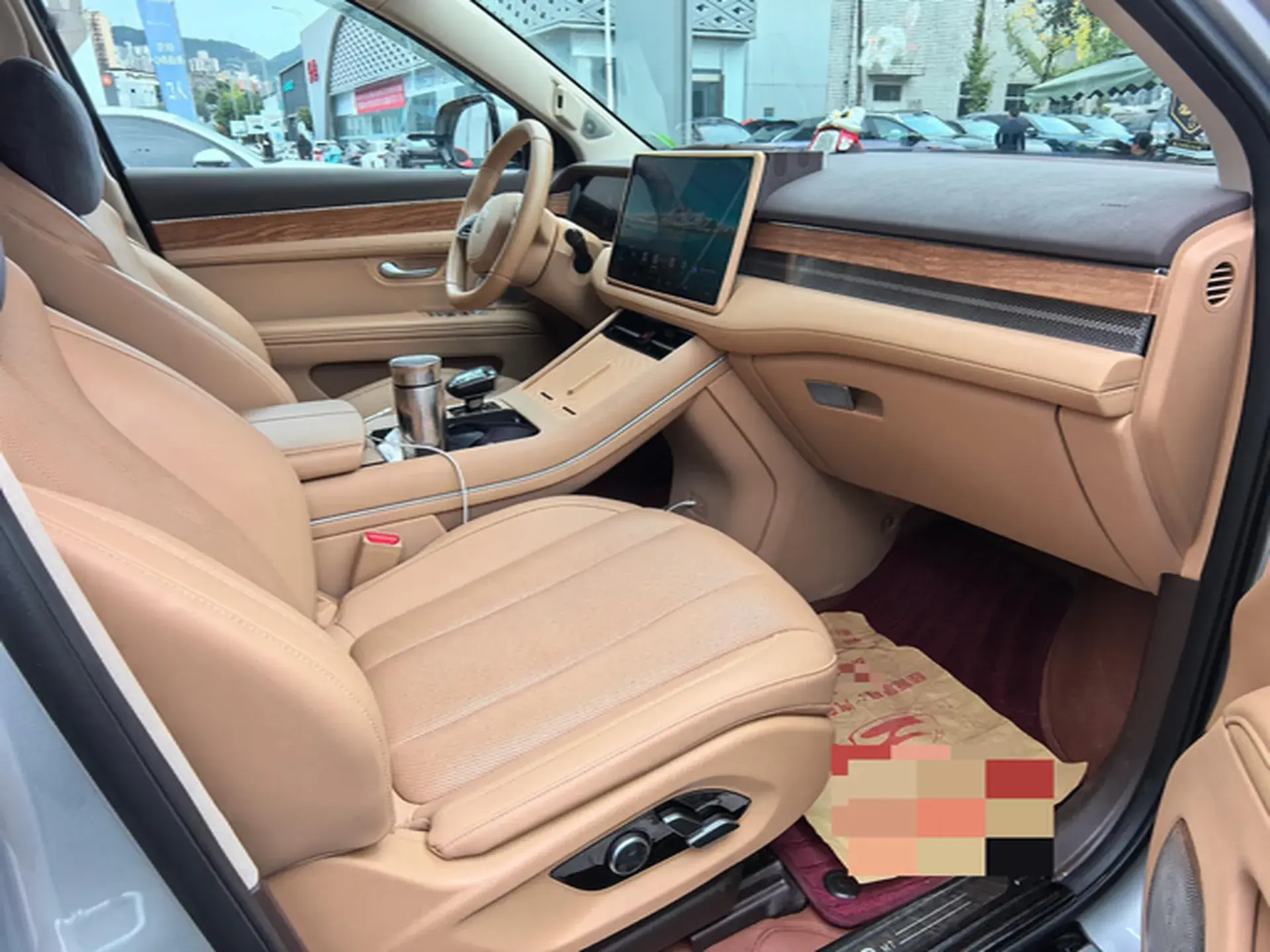 2024 AITO AITO thumbnail 4