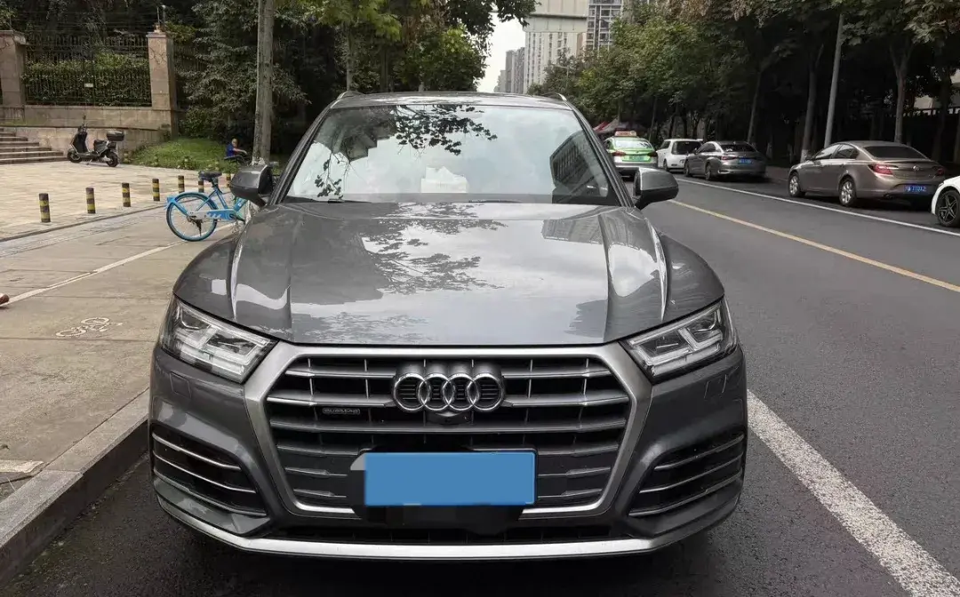 2020 AUDI Q5L thumbnail 4