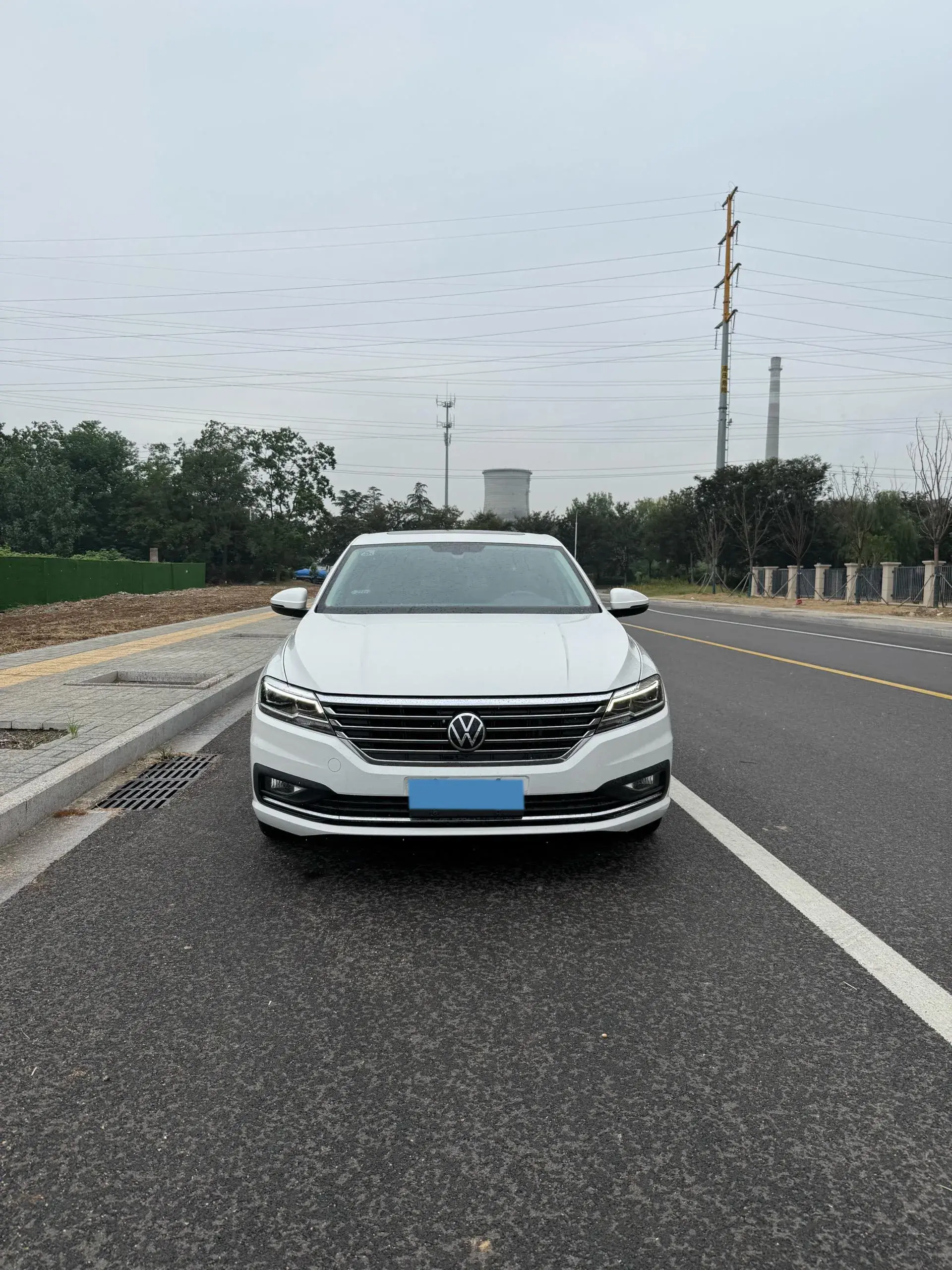 2021 VOLKSWAGEN LAVIDA thumbnail 2