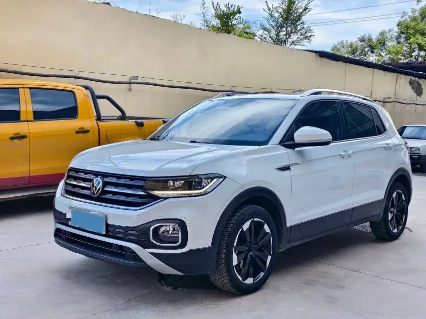 2023 VOLKSWAGEN TACQUA view 1