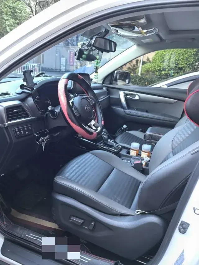 2019 KIA SPORTAGE thumbnail 2