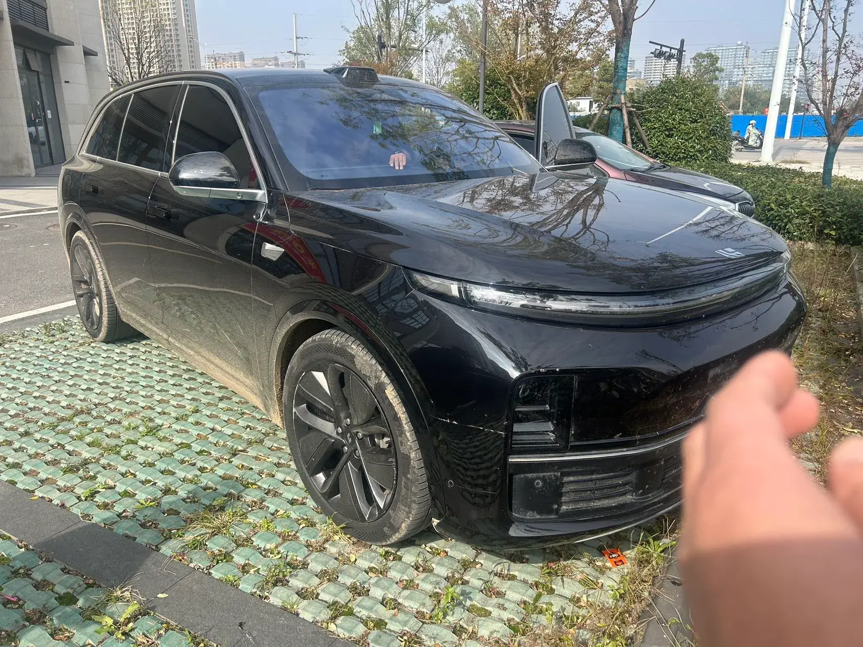 2023 LI L7 thumbnail 2