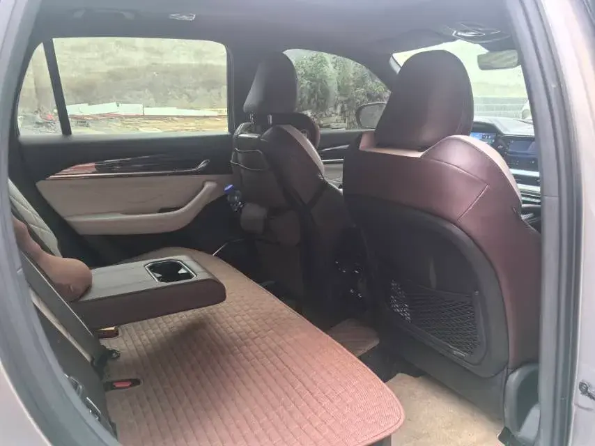 2021 GEELY MONJARO thumbnail 3