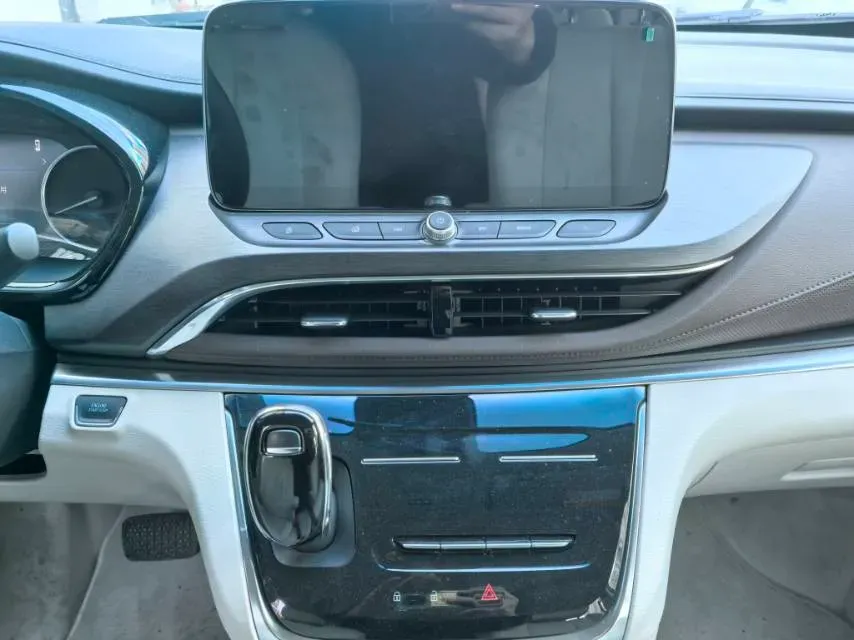 2023 Buick GL8 2.0T 237HP L4 9AT,autocango,china used car exporter,china ev exporter,chinese used car exporter,chinese used ev exporter