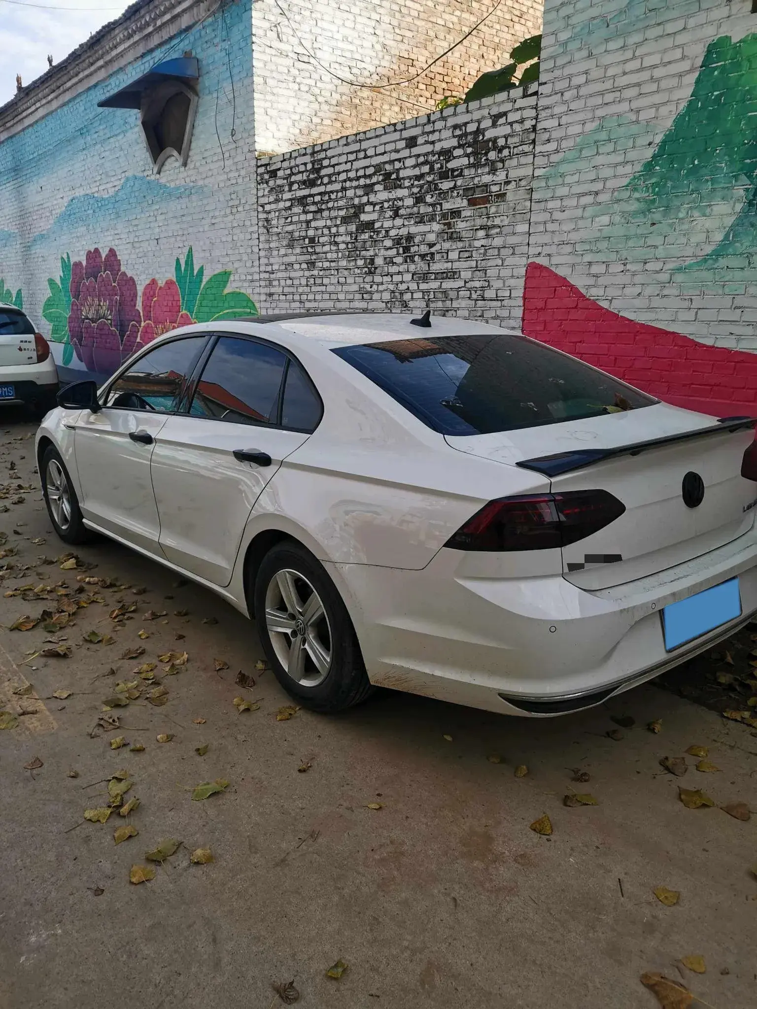 2021 VOLKSWAGEN LAMANDO thumbnail 3