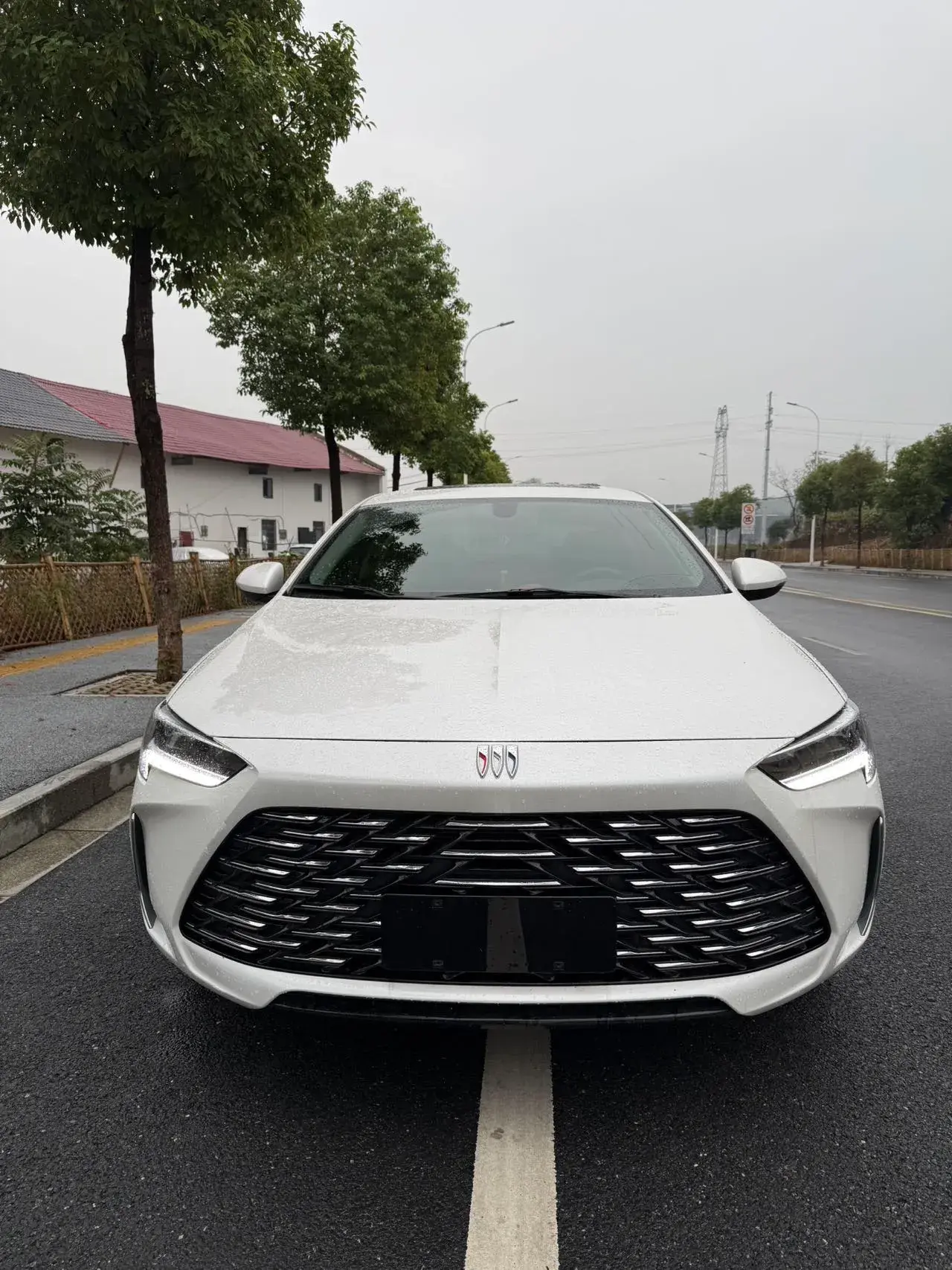 2024 BUICK REGAL thumbnail 2