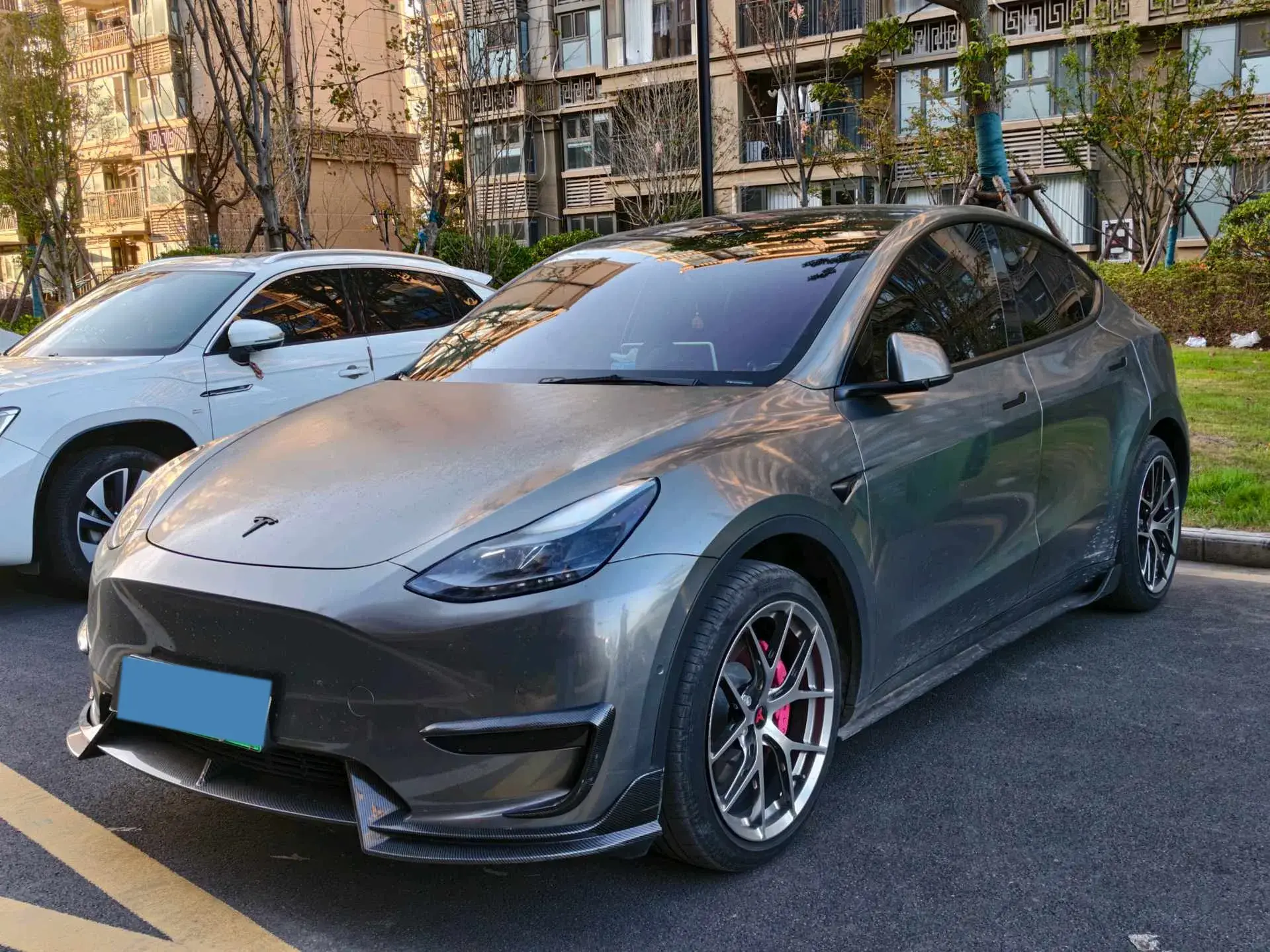 2022 TESLA MODEL view 1