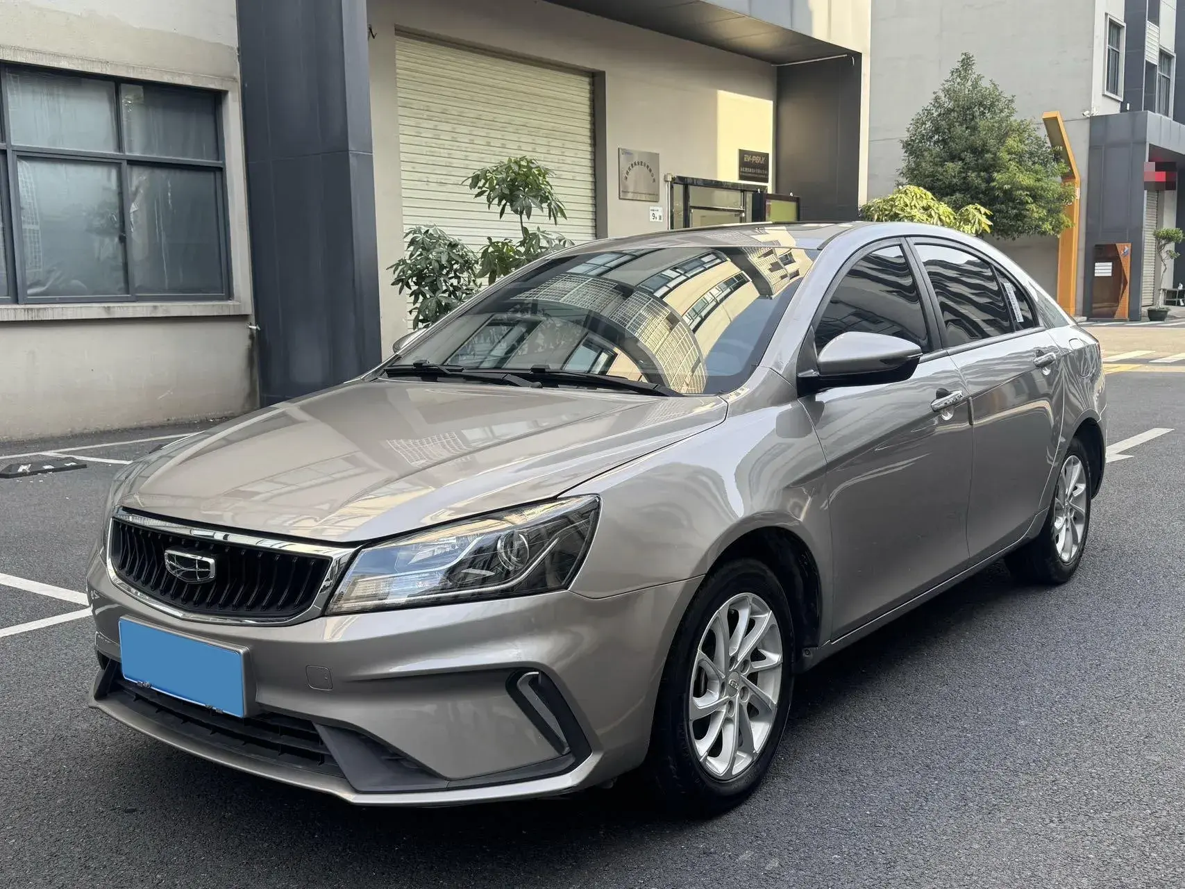 2021 GEELY EMGRAND view 1