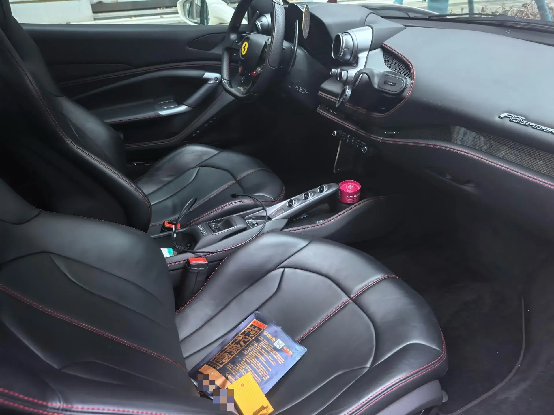 2019 FERRARI F8 thumbnail 2