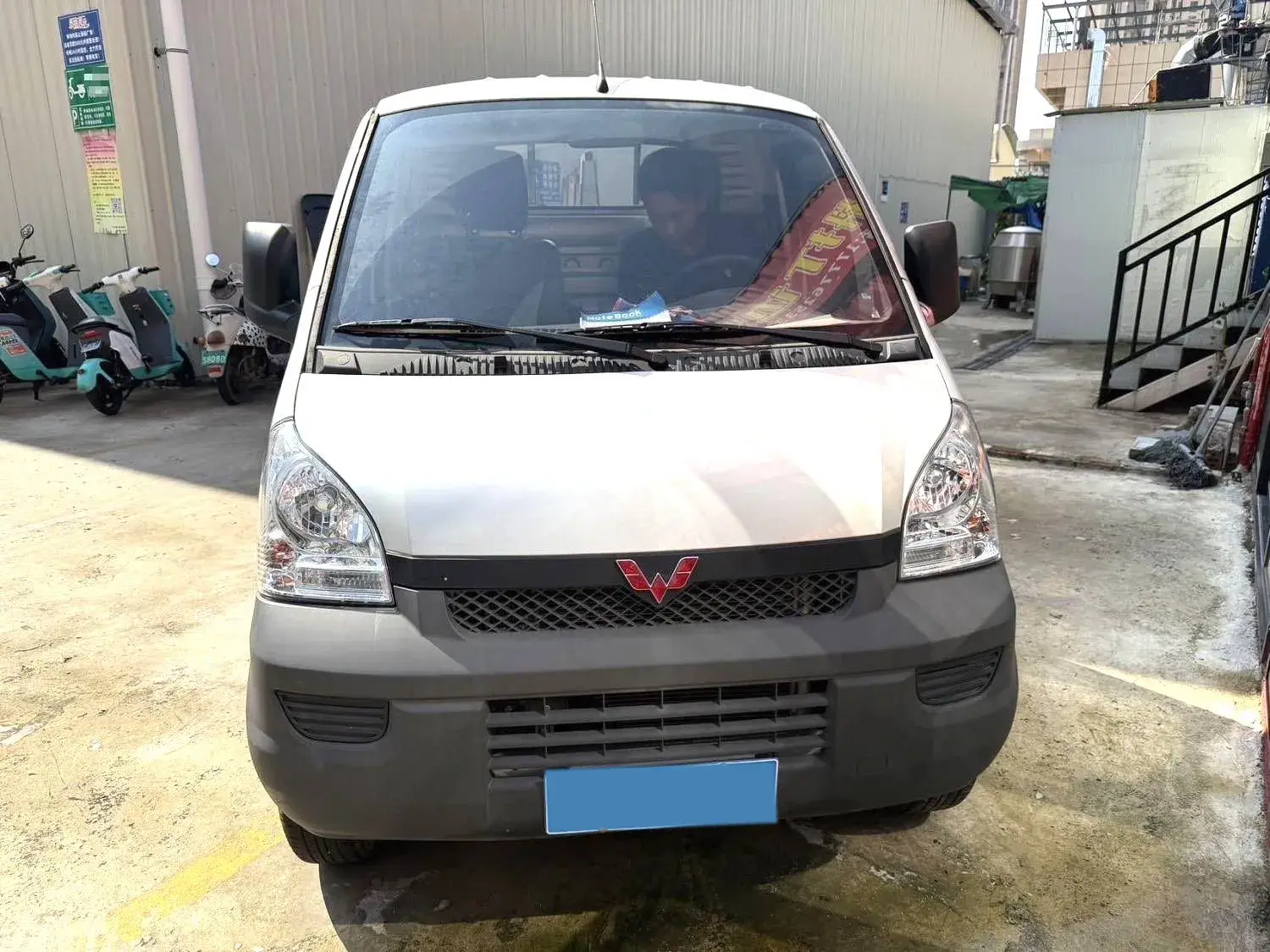 2022 WULING RONGGUANG thumbnail 2
