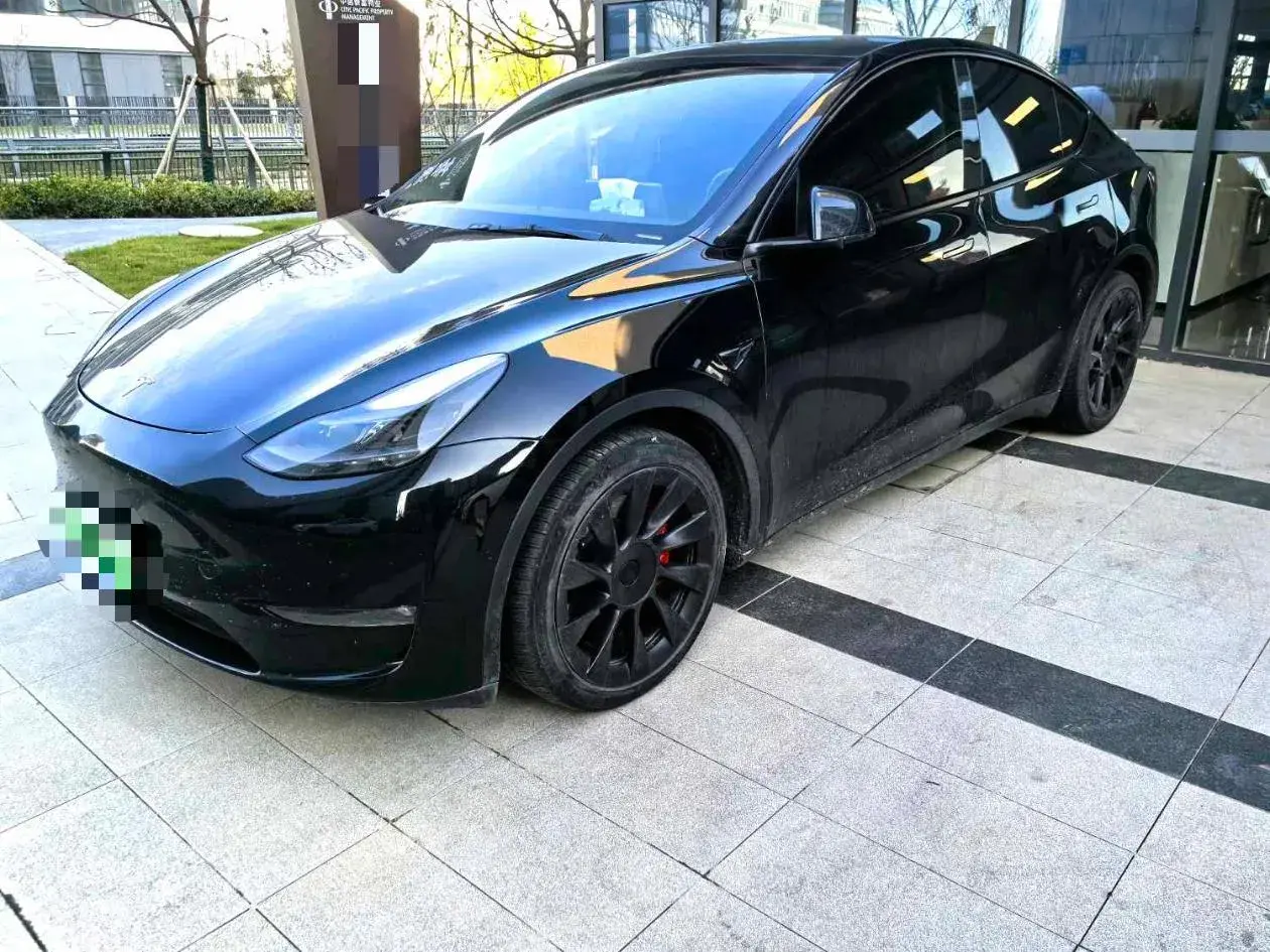 2021 TESLA MODEL view 1