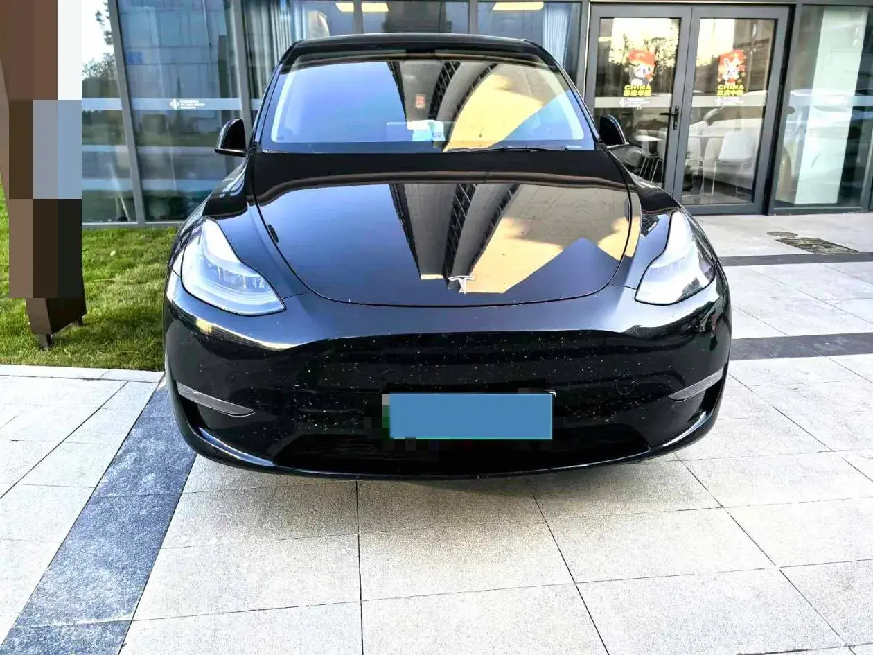 2021 TESLA MODEL thumbnail 3