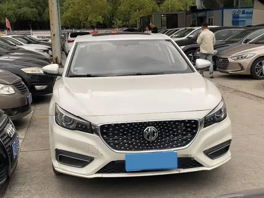 2019 MG MG6 thumbnail 3