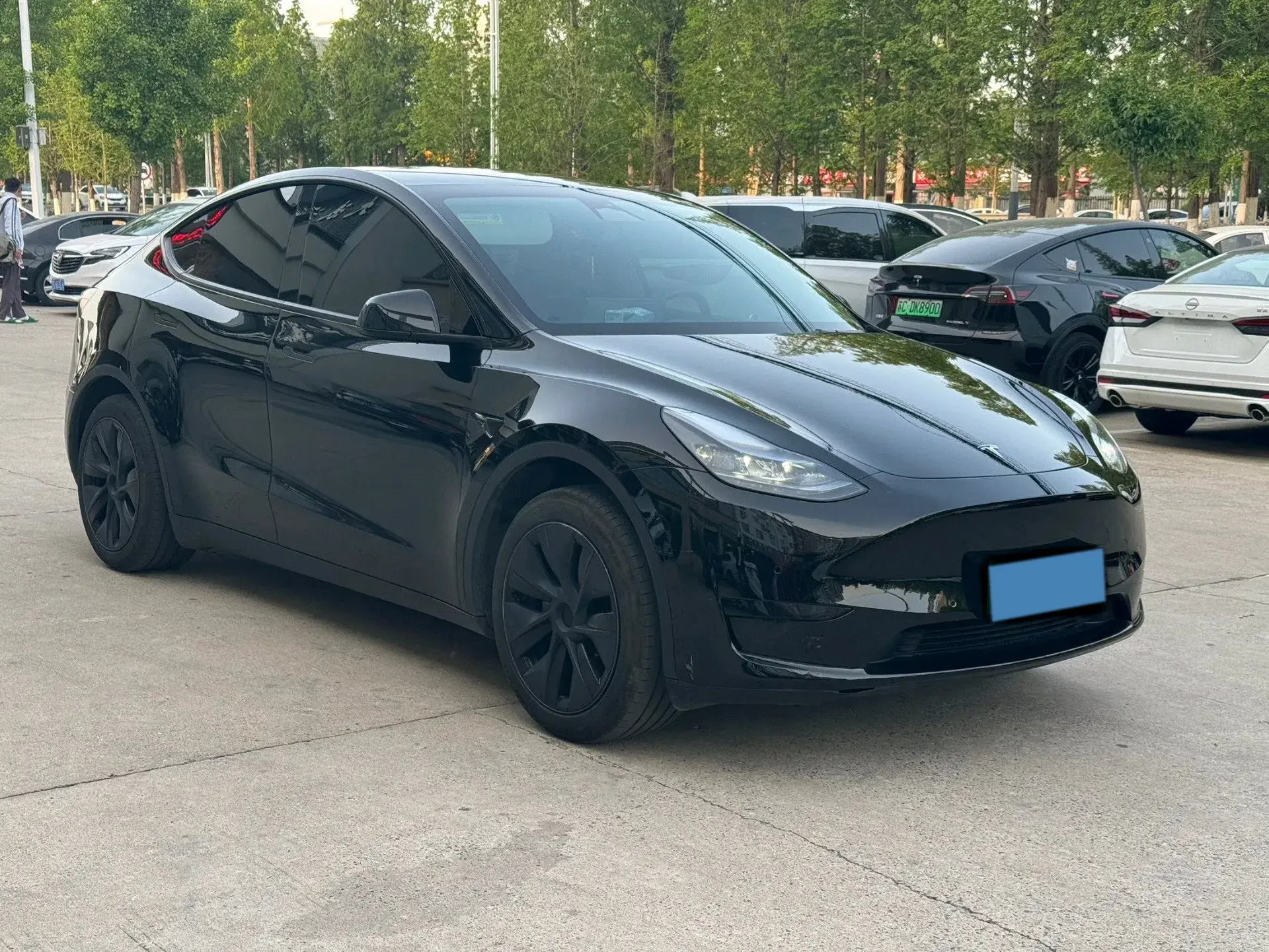 2023 TESLA MODEL thumbnail 2