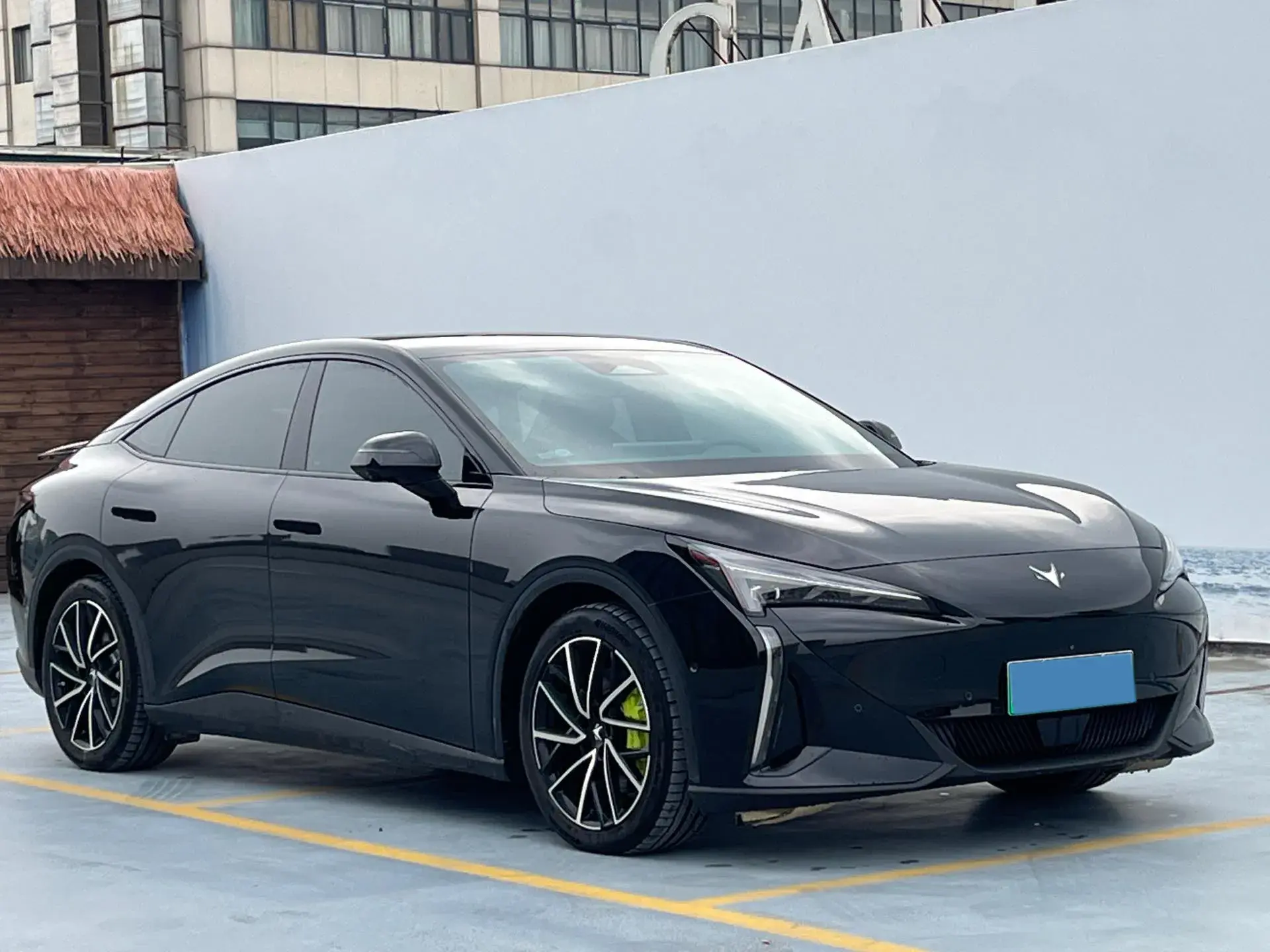 2025 ARCFOX ΑS5 thumbnail 2