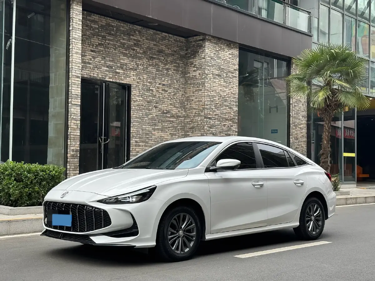 2025 MG 5 1.5L 129HP L4 CVT