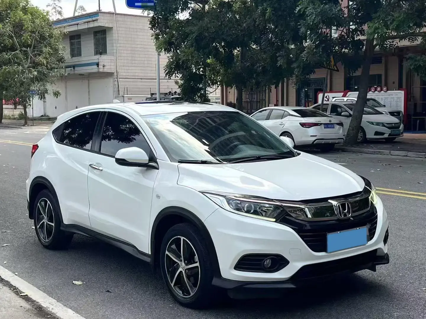 2020 HONDA VEZEL thumbnail 3