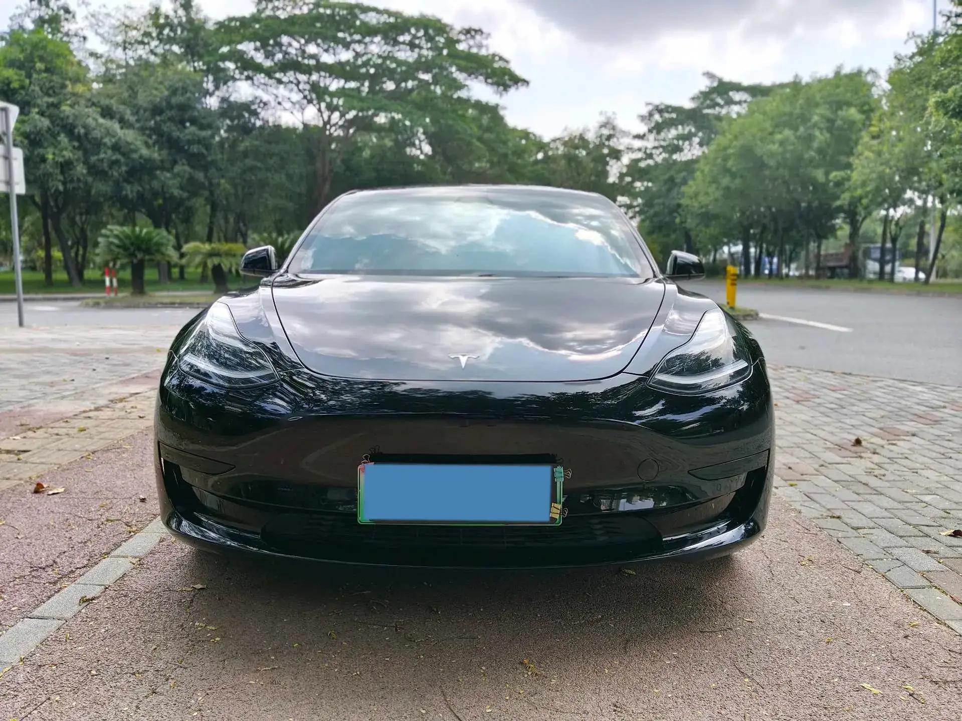 2021 TESLA MODEL thumbnail 2