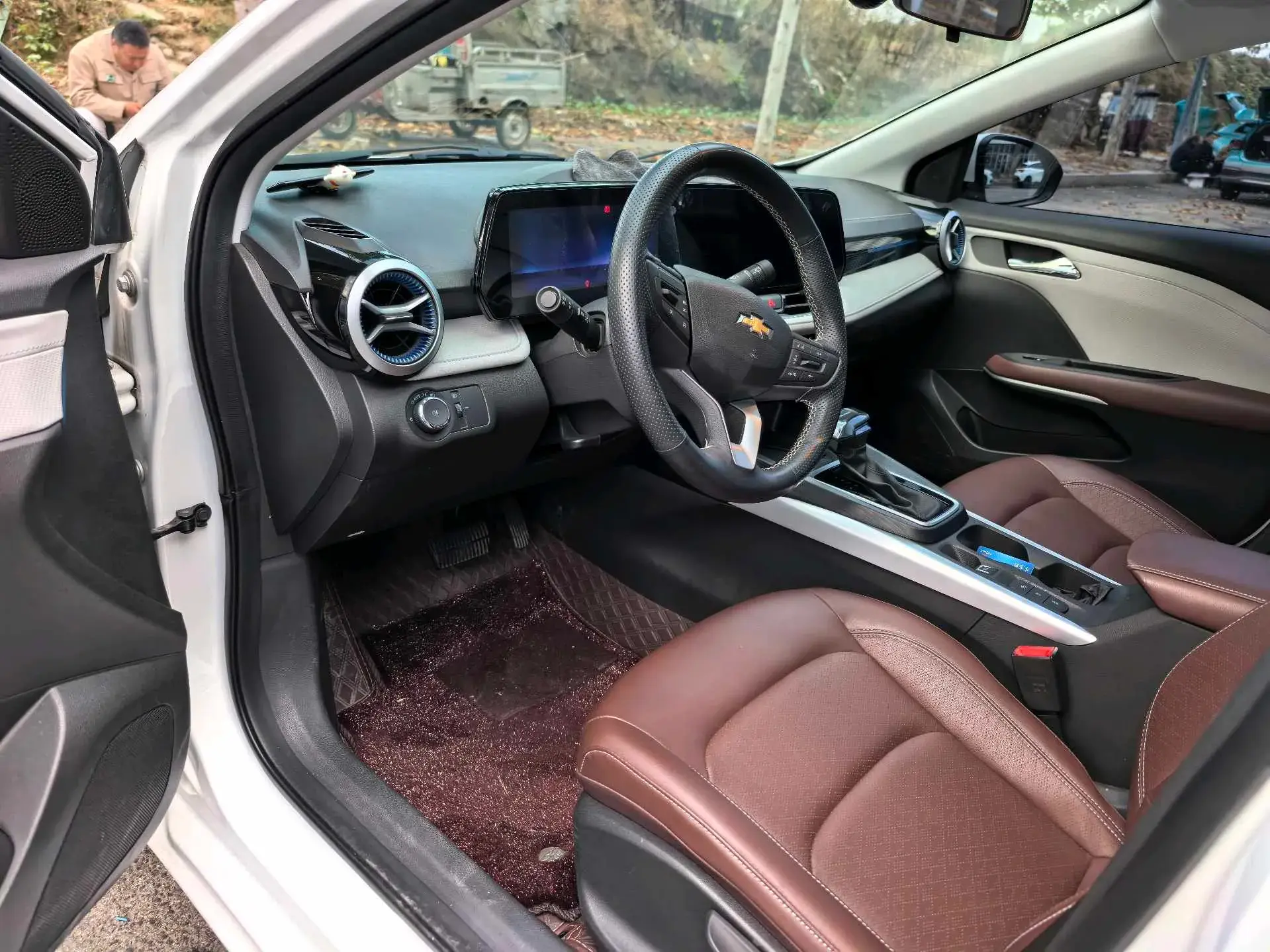 2022 CHEVROLET MONZA thumbnail 3