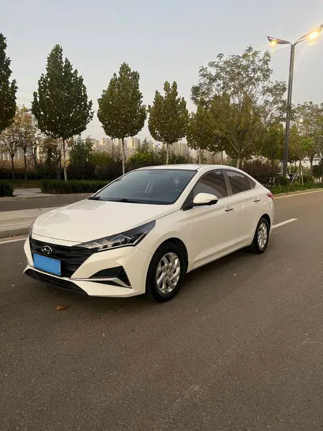 2020 Hyundai Verna 1.4L 100HP L4 CVT