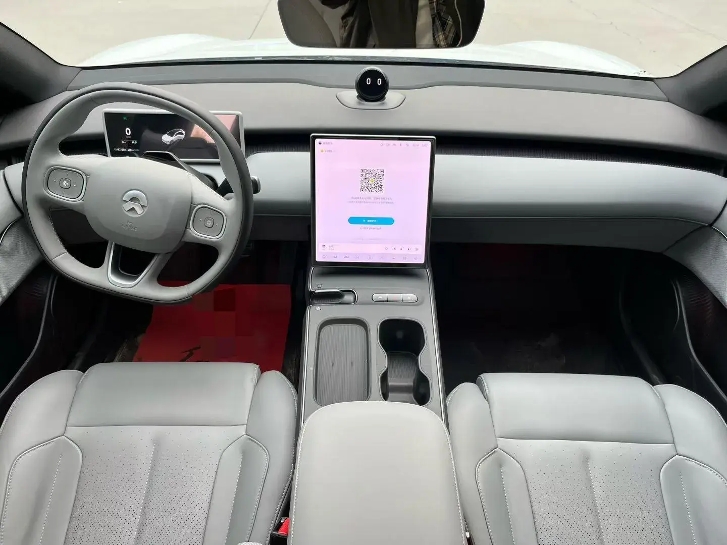 2024 NIO ET5T thumbnail 4