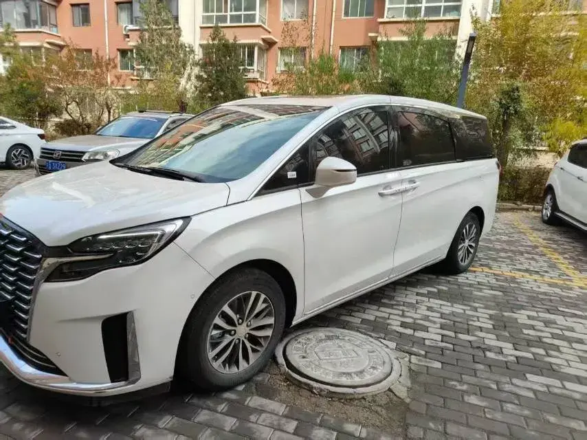 2023 Buick GL8 2.0T 237HP L4 9AT