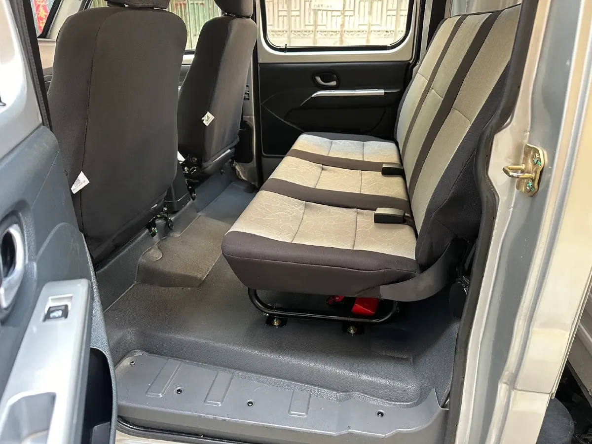 2023 DongFeng Forthing SX6 1.6L 122HP L4 5MT,autocango,china used car exporter,china ev exporter,chinese used car exporter,chinese used ev exporter