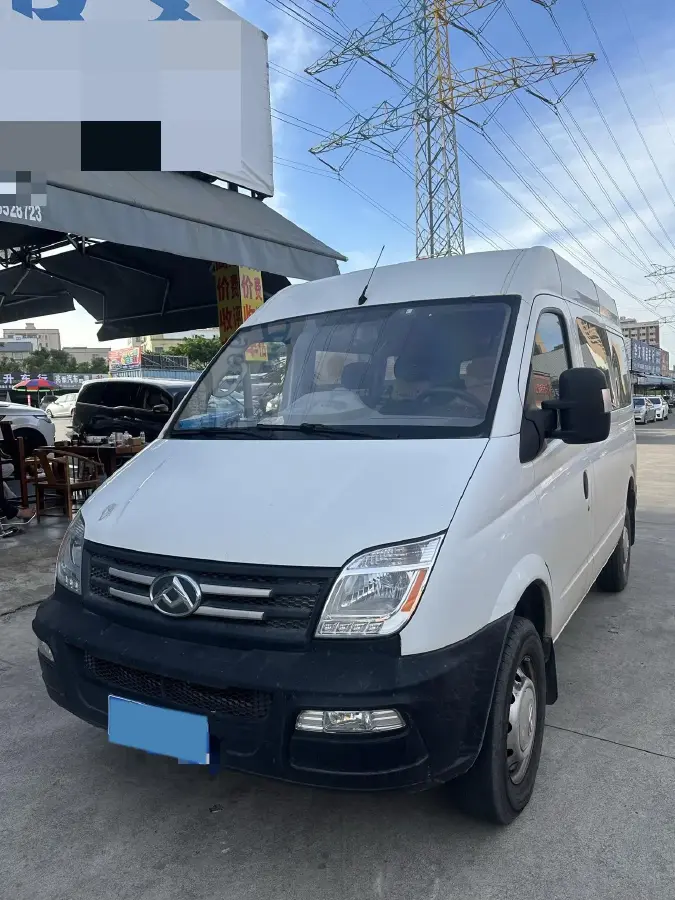 2020 MAXUS XinTu V80 2.5T 136HP L4 6MT