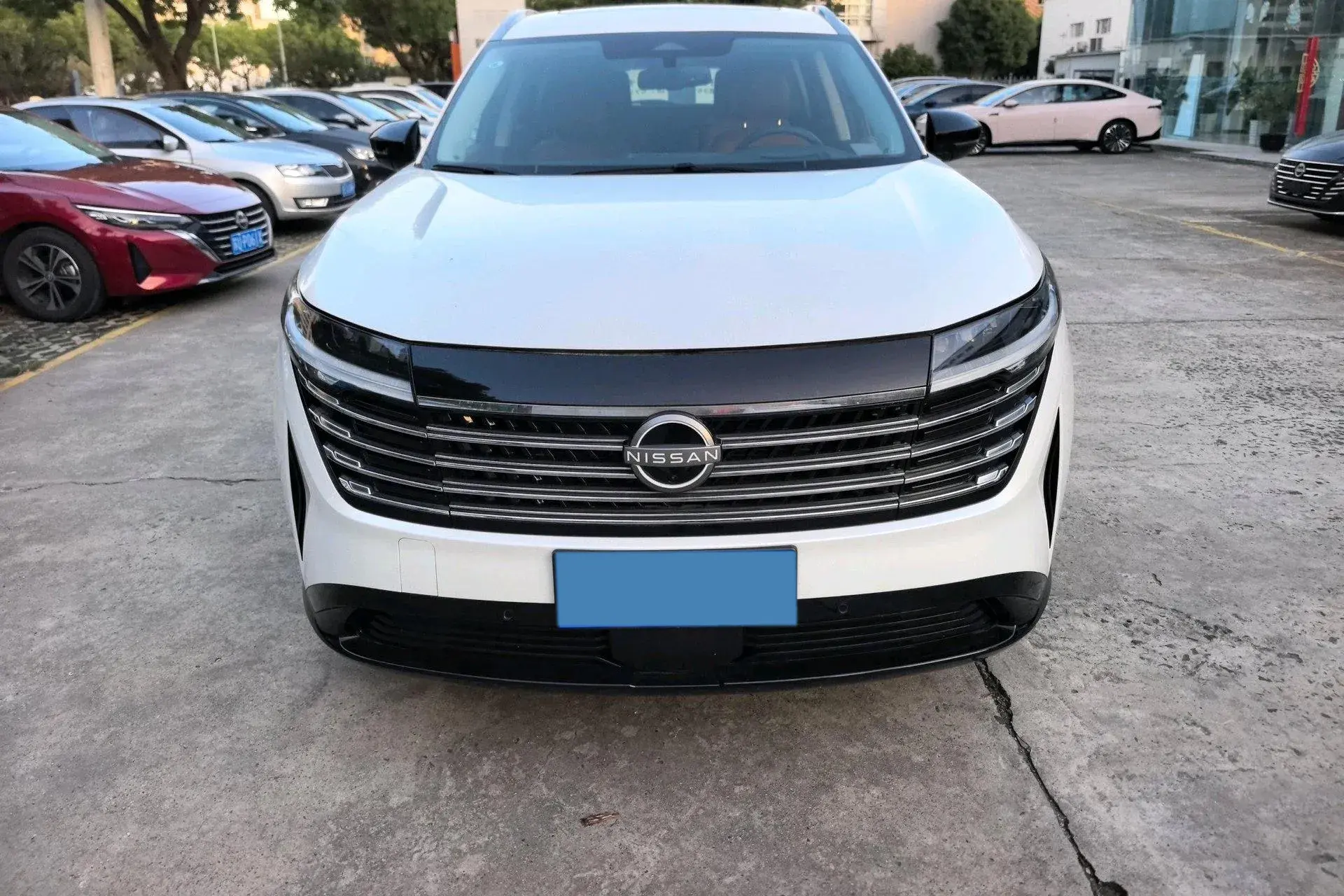 2024 NISSAN PATHFINDER thumbnail 2