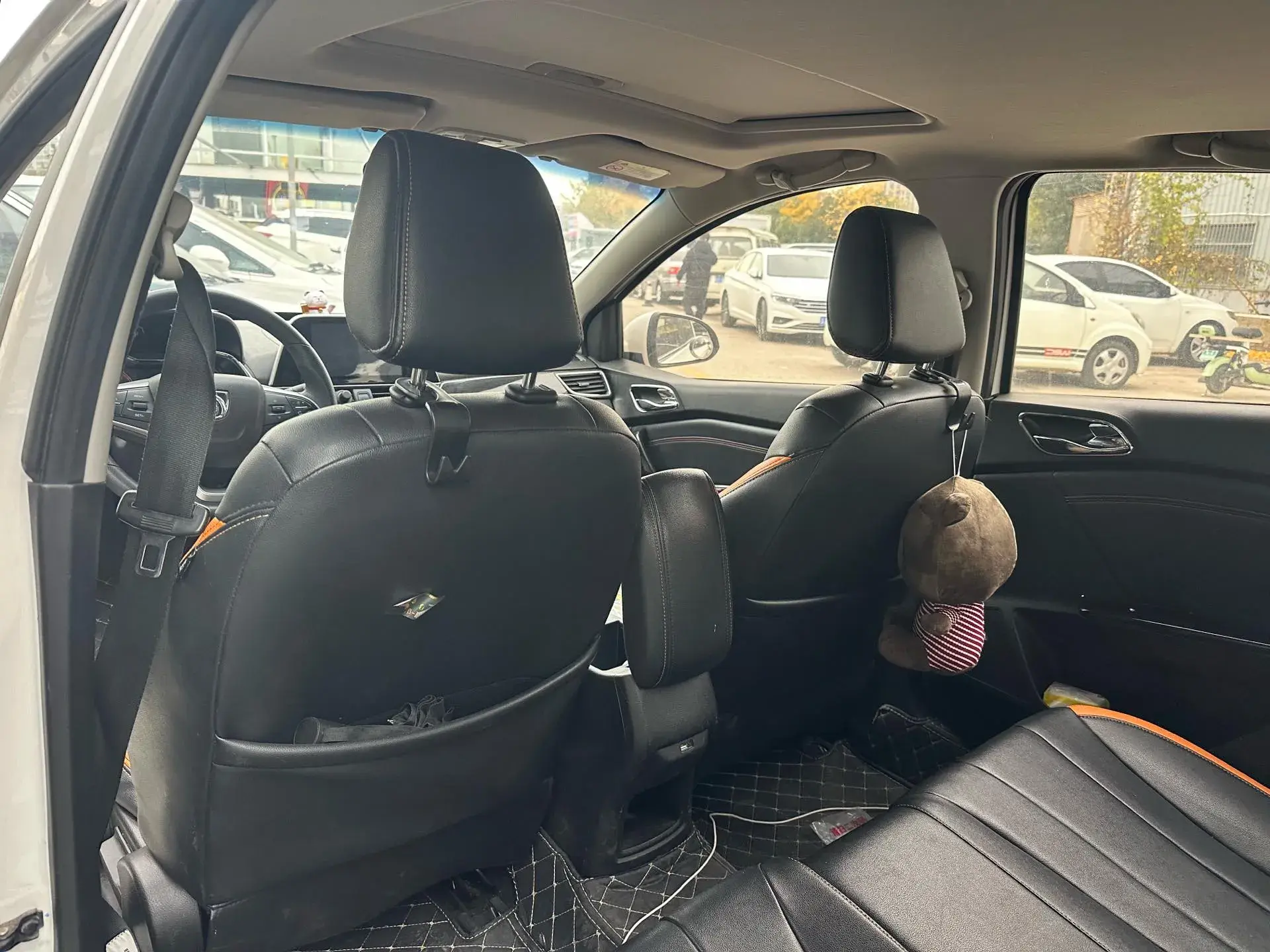 2017 BAOJUN 310 thumbnail 4