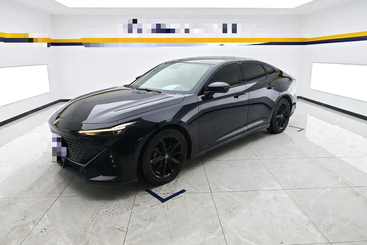 2022 CHANGAN UNI-V view 1