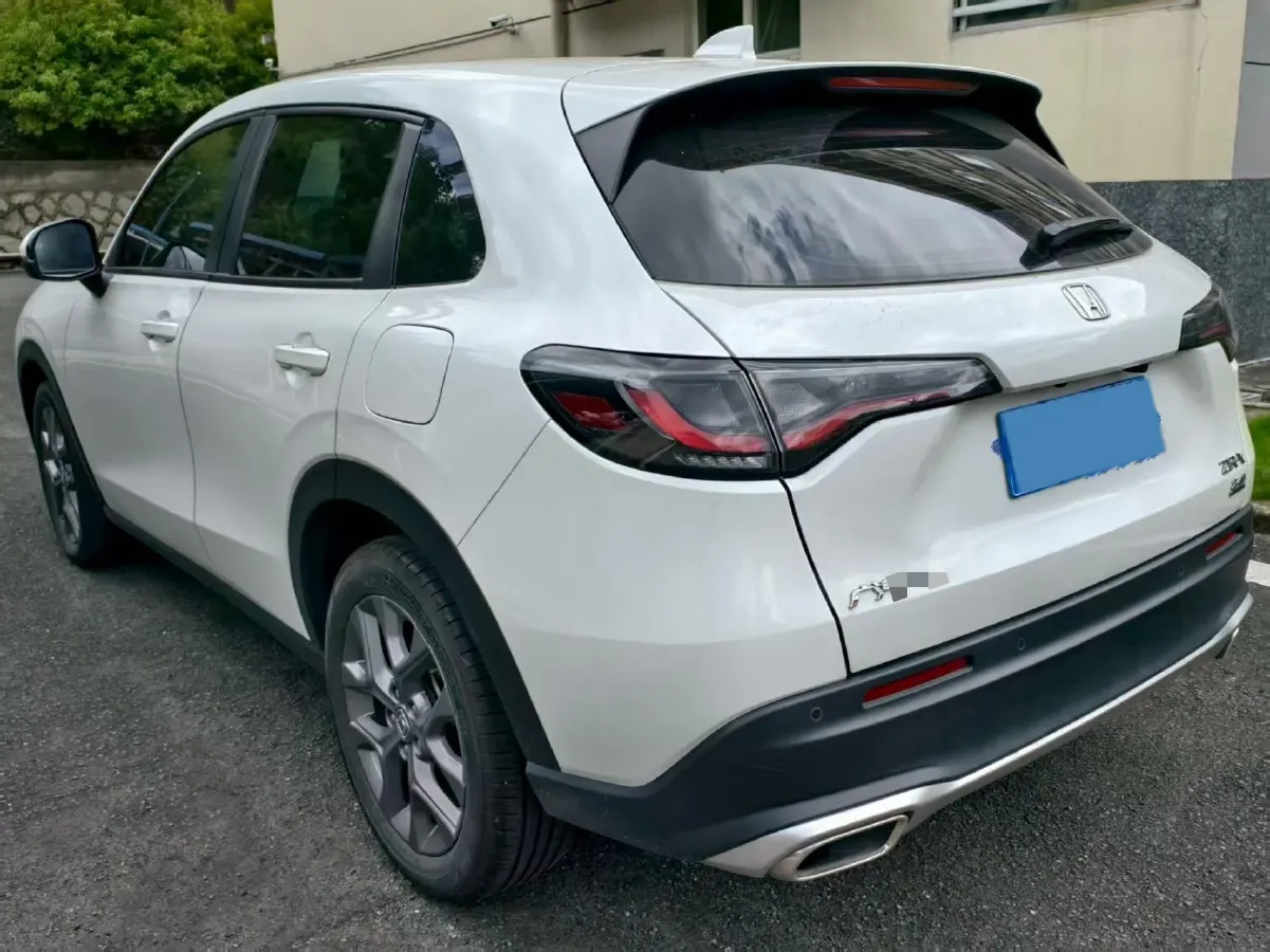 2023 Honda ZR-V 1.5T 182HP L4 CVT,autocango,china used car exporter,china ev exporter,chinese used car exporter,chinese used ev exporter