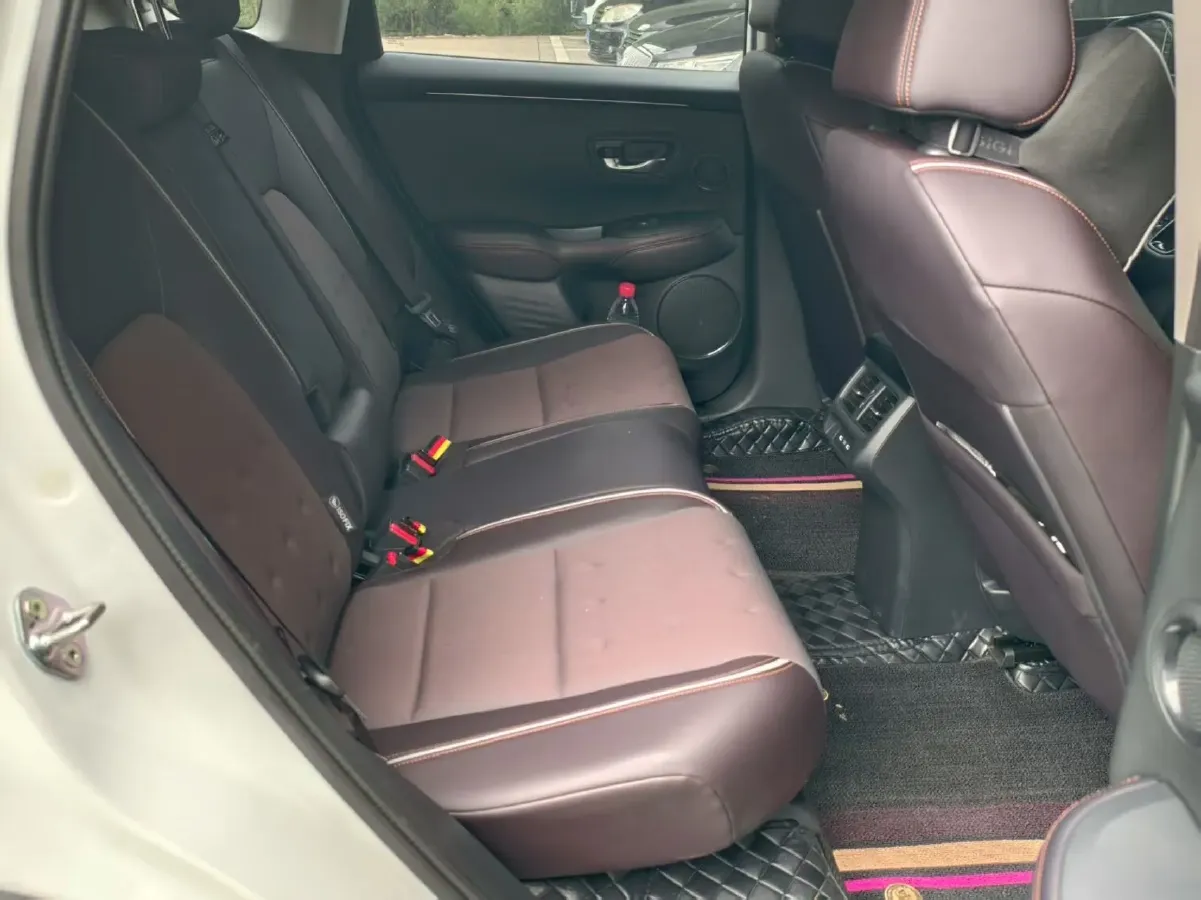 2023 Honda ZR-V 1.5T 182HP L4 CVT,autocango,china used car exporter,china ev exporter,chinese used car exporter,chinese used ev exporter