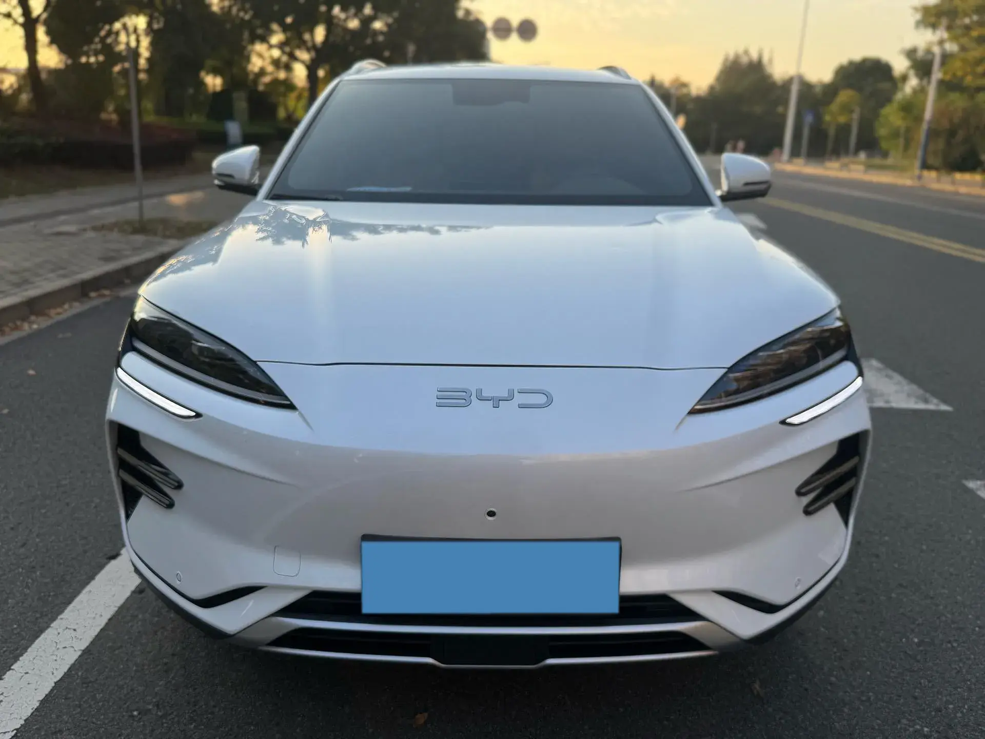 2024 BYD SONG thumbnail 2