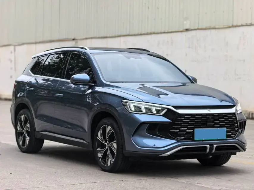 2023 BYD SONG thumbnail 3