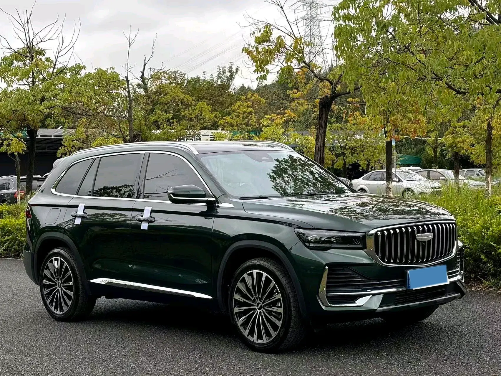 2025 GEELY MONJARO thumbnail 3