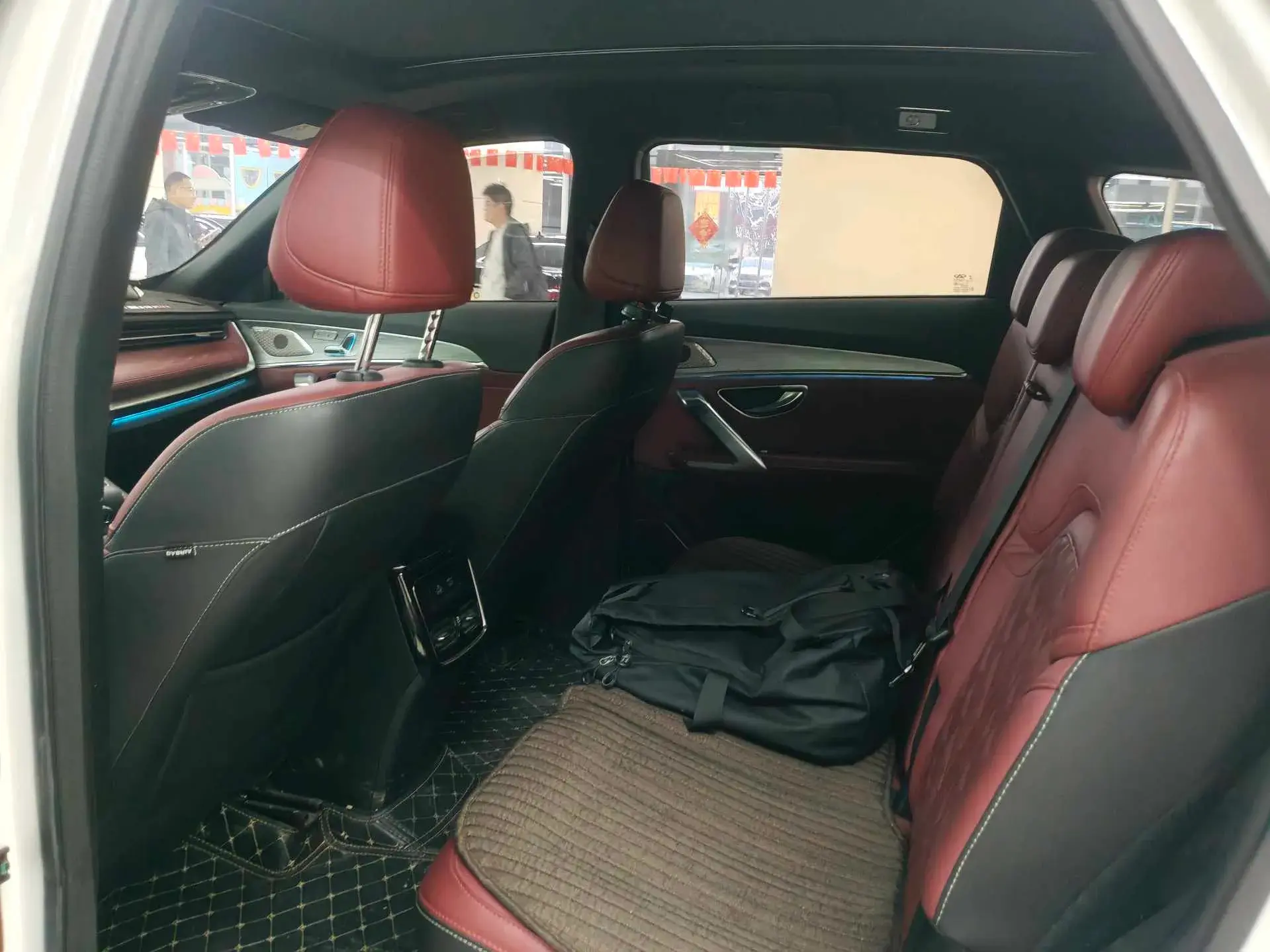 2023 JETOUR X70 thumbnail 4