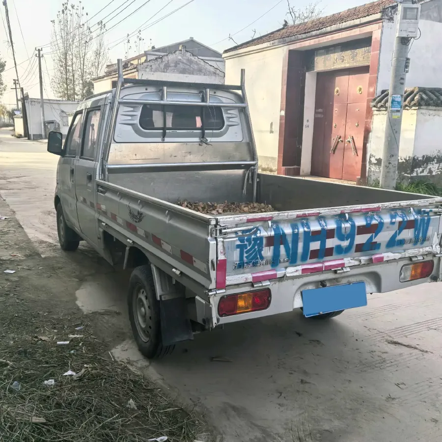 2019 WuLing RongGuang Mini Truck 1.2L 82HP L4 5MT,autocango,china used car exporter,china ev exporter,chinese used car exporter,chinese used ev exporter