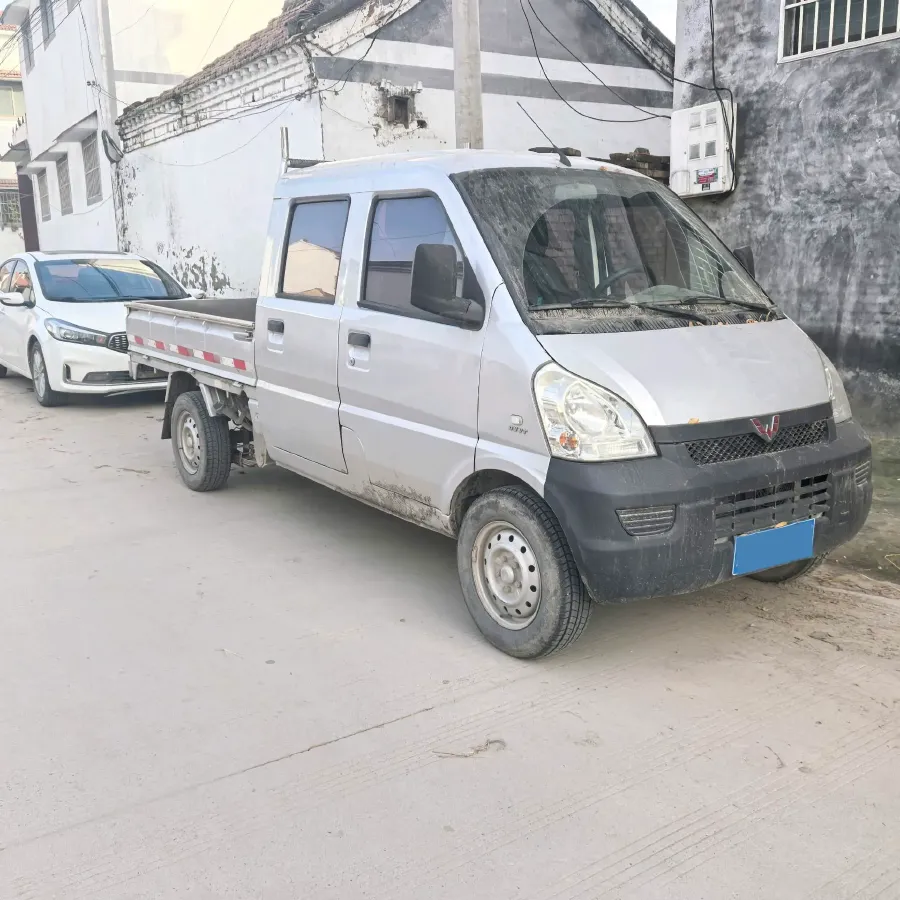 2019 WuLing RongGuang Mini Truck 1.2L 82HP L4 5MT,autocango,china used car exporter,china ev exporter,chinese used car exporter,chinese used ev exporter