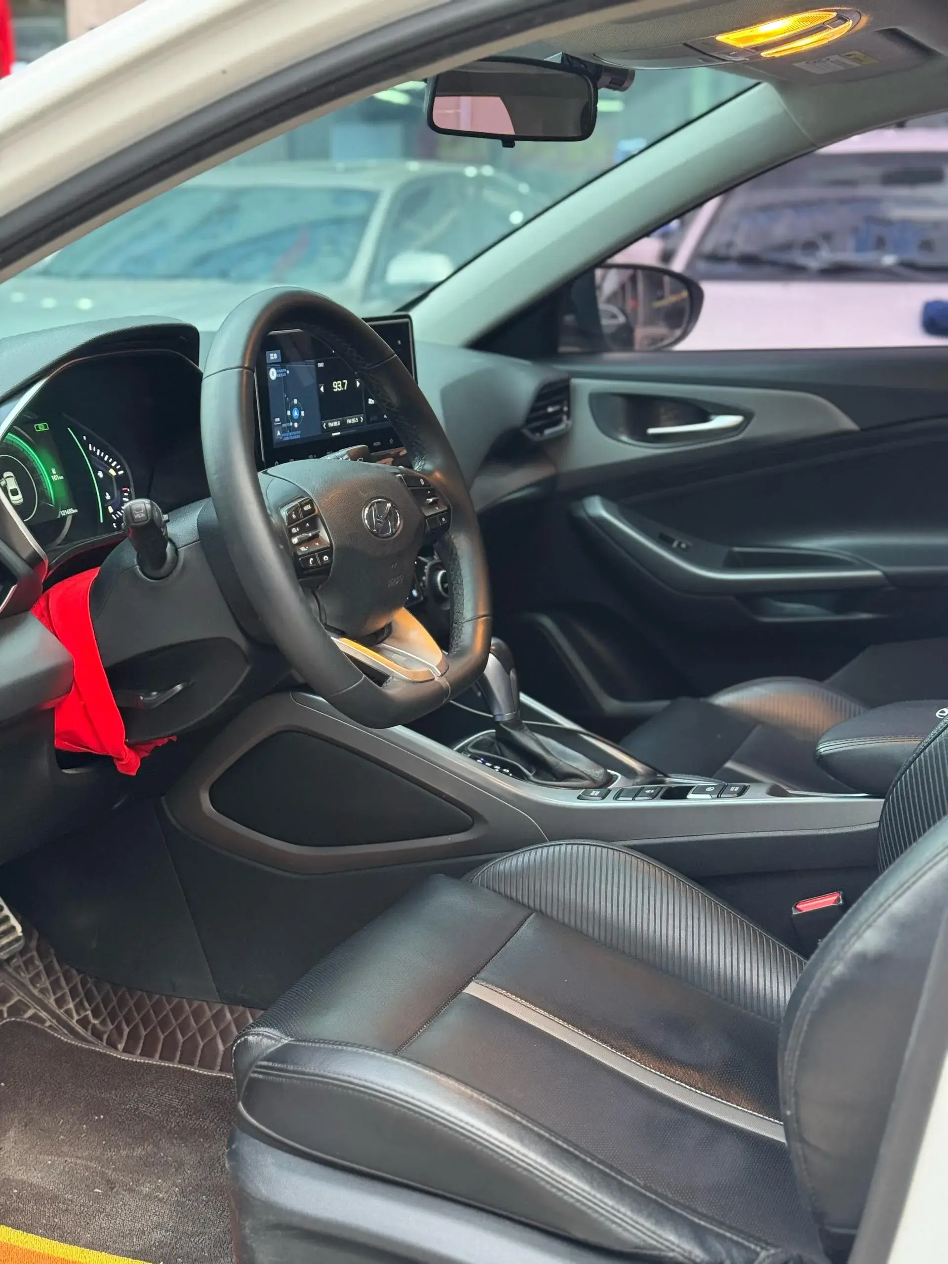 2019 HYUNDAI LA thumbnail 4