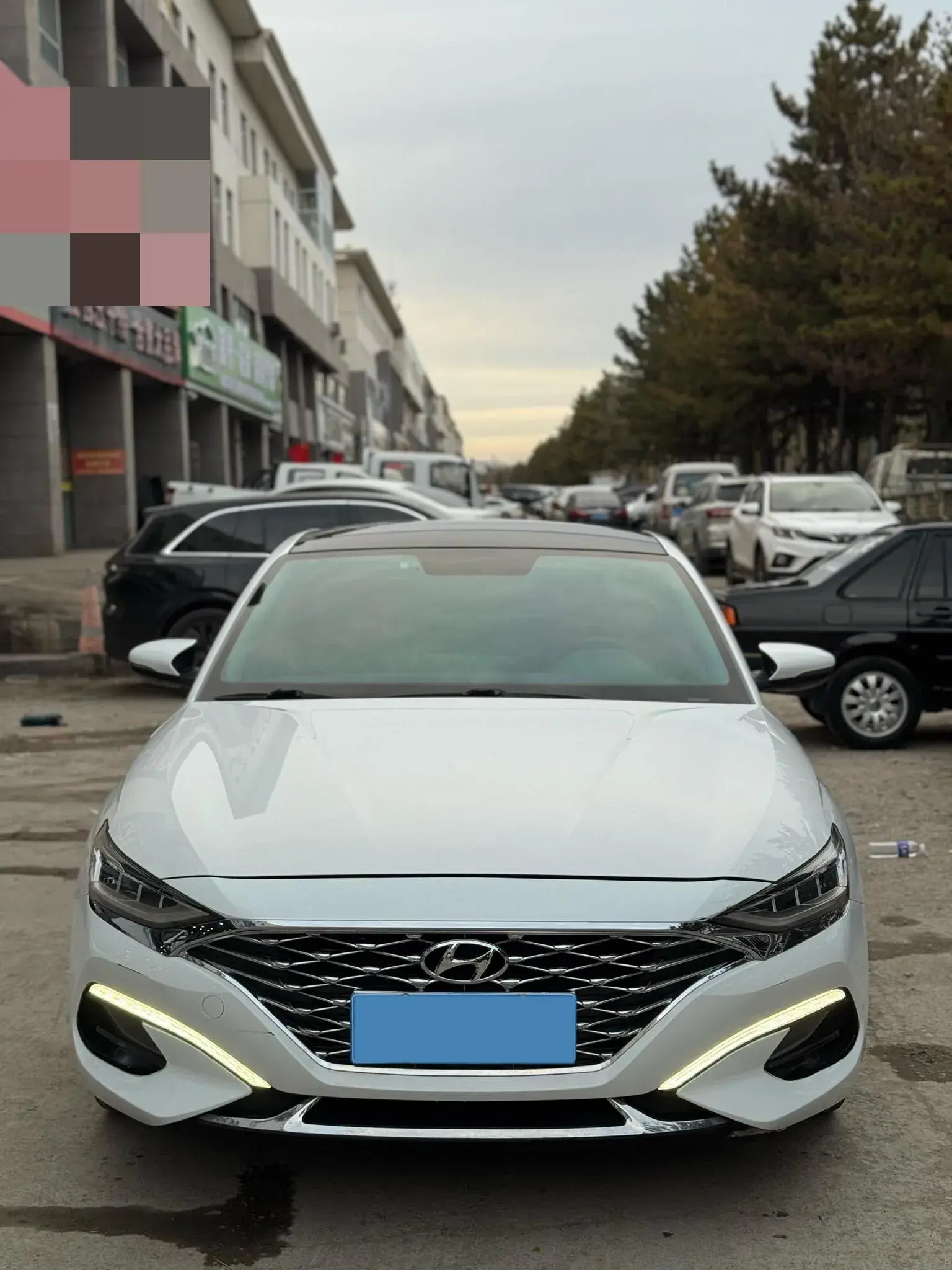 2019 HYUNDAI LA thumbnail 2
