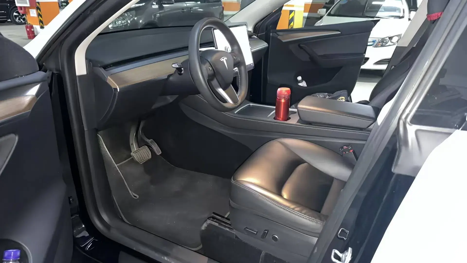 2021 TESLA MODEL thumbnail 2