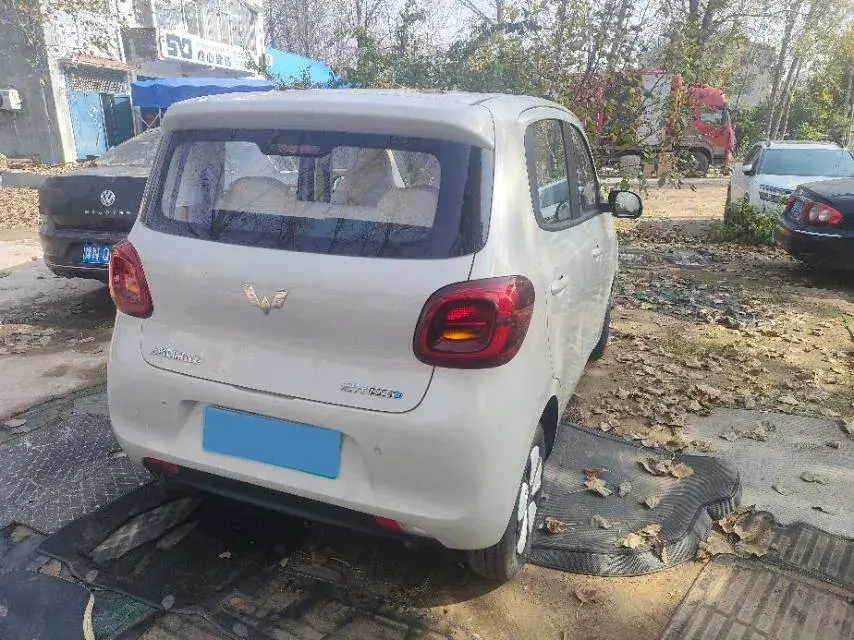 2025 WULING HONGGUANG thumbnail 3