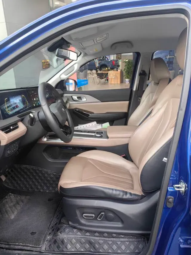 2024 ChangAn Hunter 2.0T 190HP L4 REEV 31.18KWH,autocango,china used car exporter,china ev exporter,chinese used car exporter,chinese used ev exporter