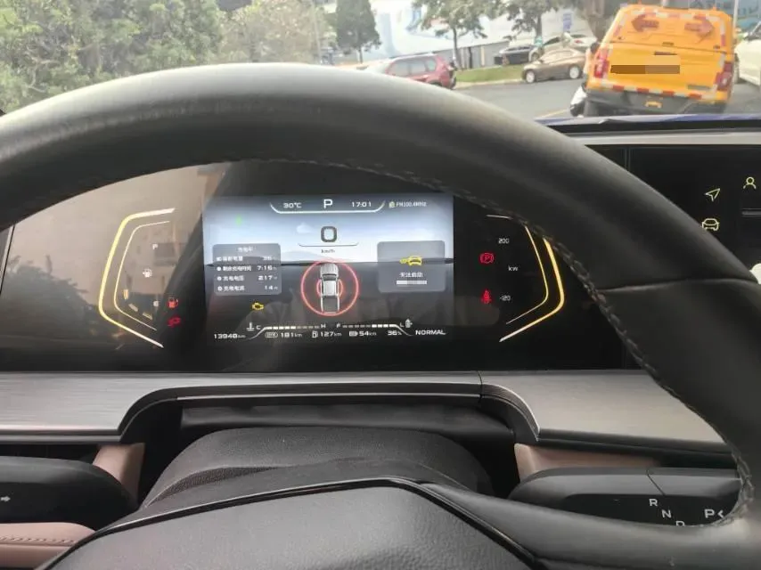 2024 ChangAn Hunter 2.0T 190HP L4 REEV 31.18KWH,autocango,china used car exporter,china ev exporter,chinese used car exporter,chinese used ev exporter