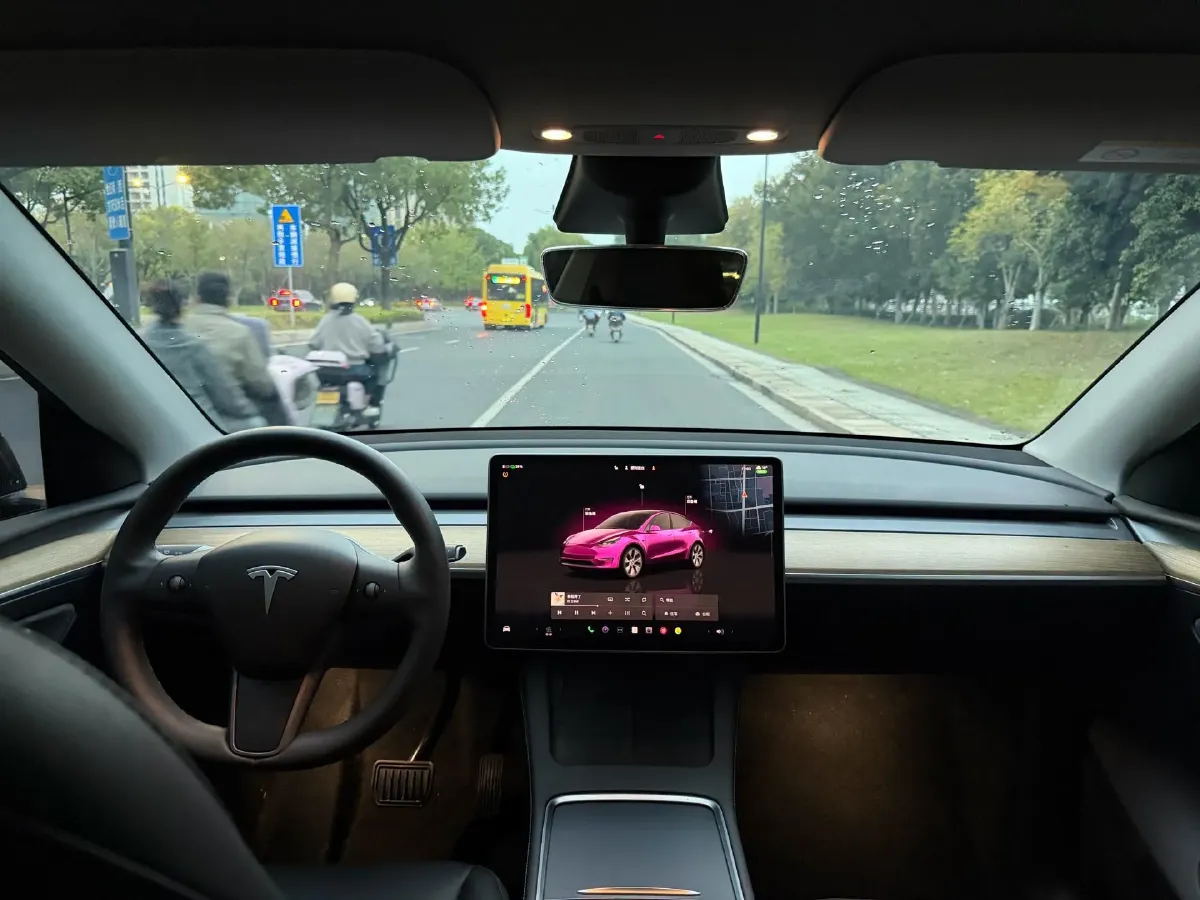 2022 Tesla Model Y BEV 60KWH,autocango,china used car exporter,china ev exporter,chinese used car exporter,chinese used ev exporter