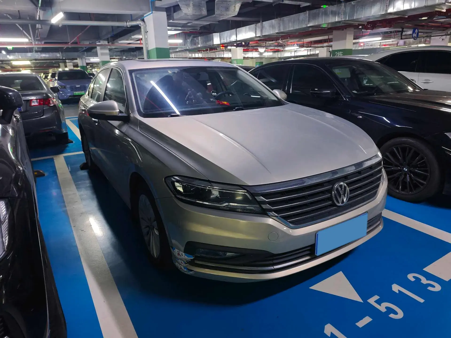 2018 VOLKSWAGEN LAVIDA thumbnail 3