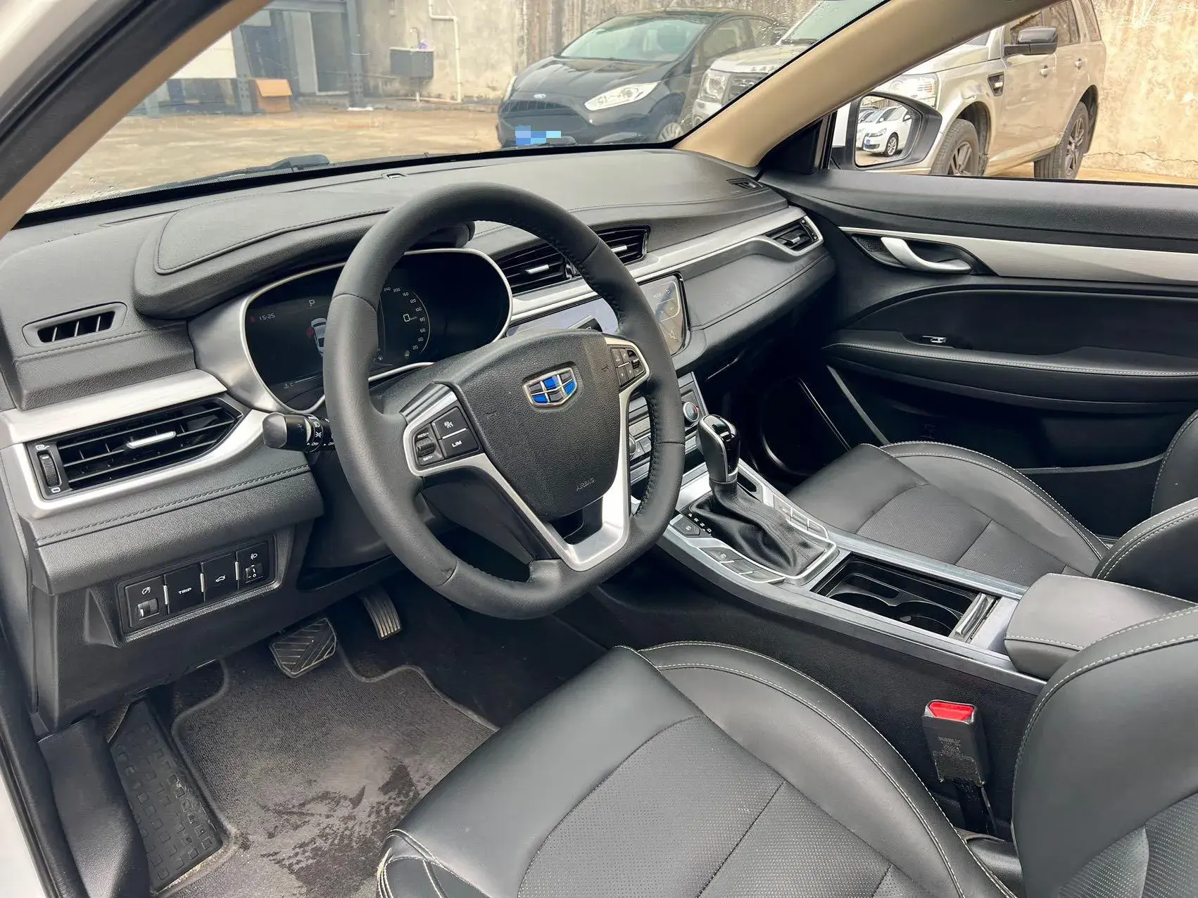 2018 GEELY EMGRAND thumbnail 4