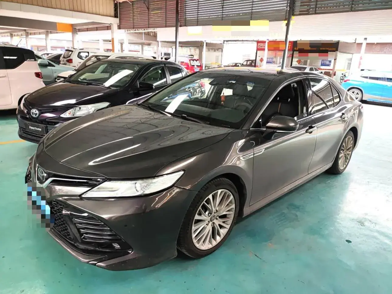 2018 TOYOTA CAMRY view 1