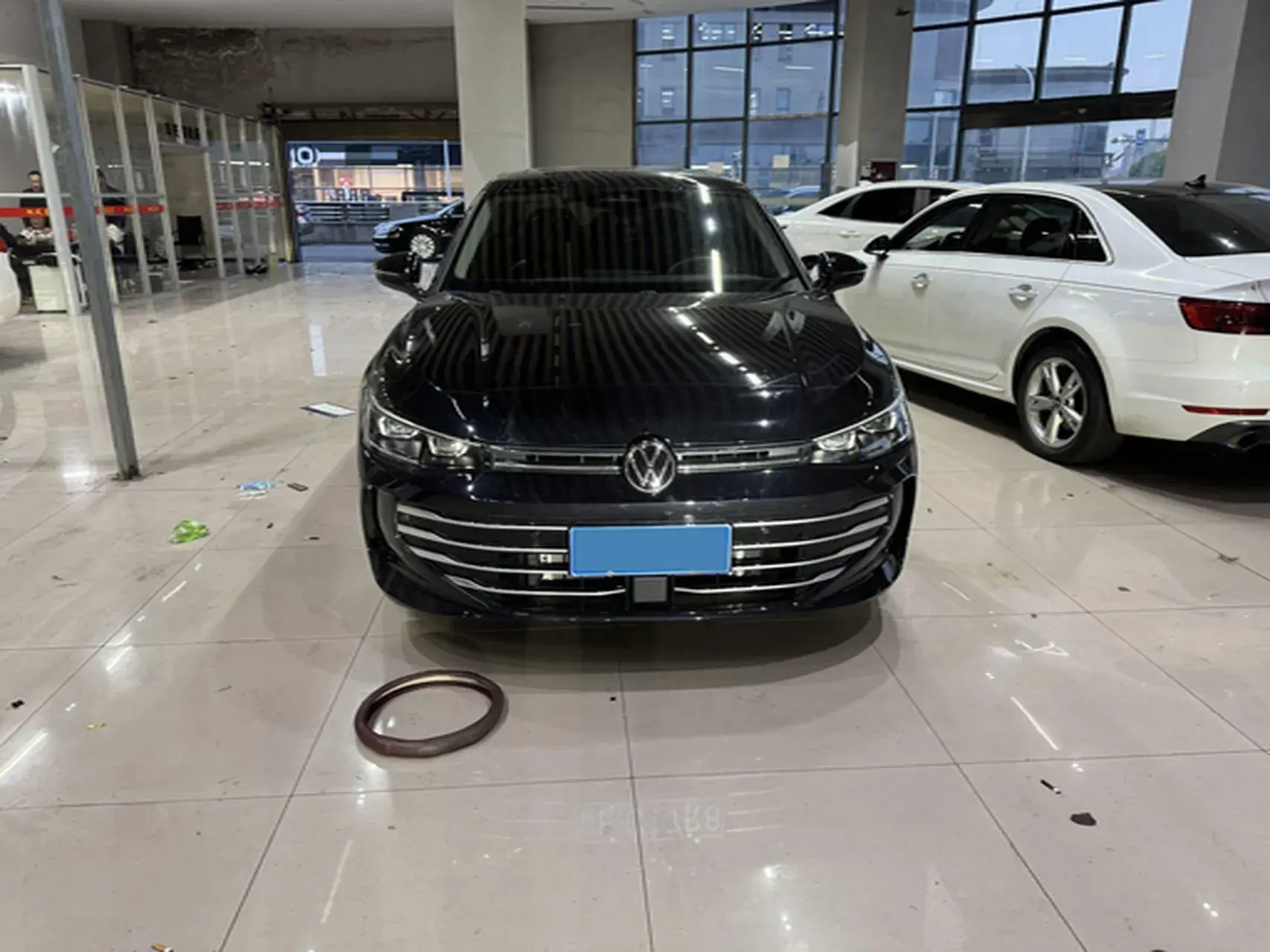 2025 VOLKSWAGEN PASSAT thumbnail 2